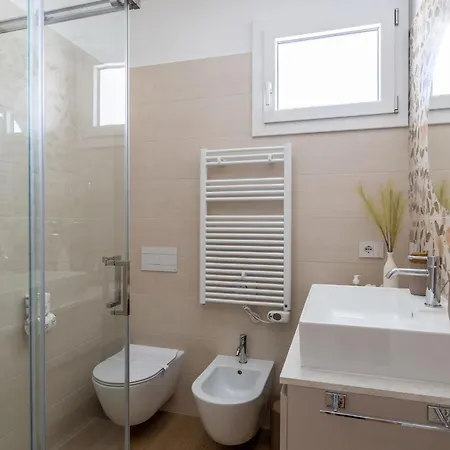 Italian Experience-perla Costa Conero מרצ'לי